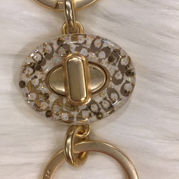 COACH Signature Turnlock Valet Key Ring FOB, NWT - Picture 2 of 8